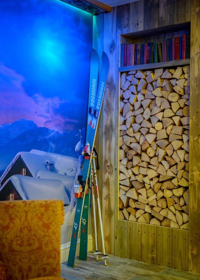 Anastasia'S Secret! Cupar Swiss Alpine Style Apartment Extérieur photo